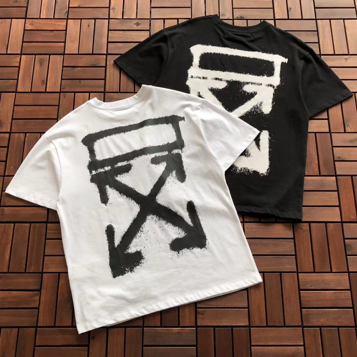 Off White T-shirt - Image 1