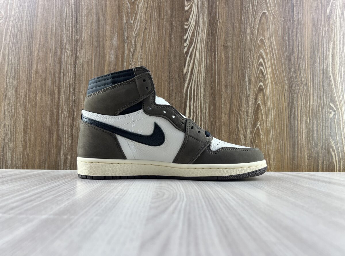 Jordan 1 Retro High OG SP Travis Scott Mocha - Image 3