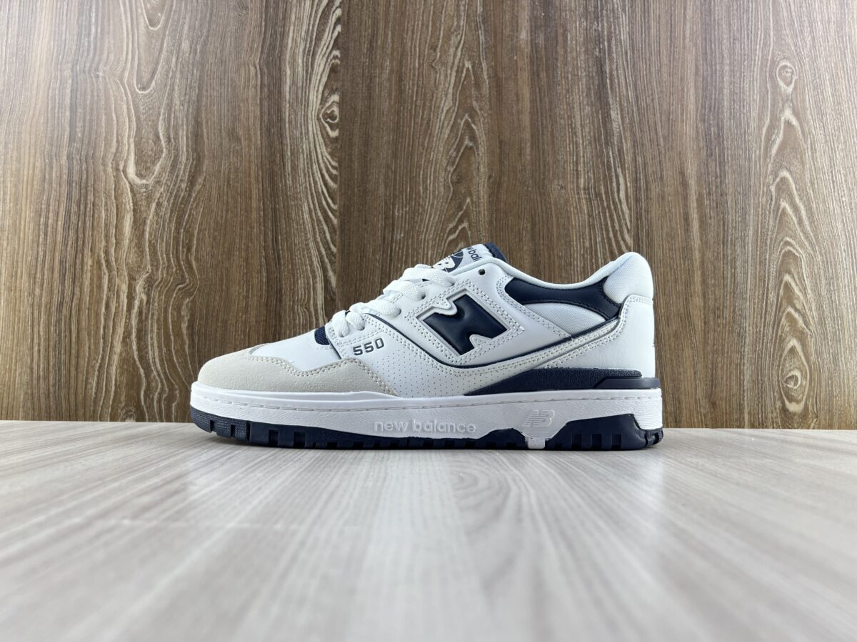 New Balance 550 Navy Blue - Image 2