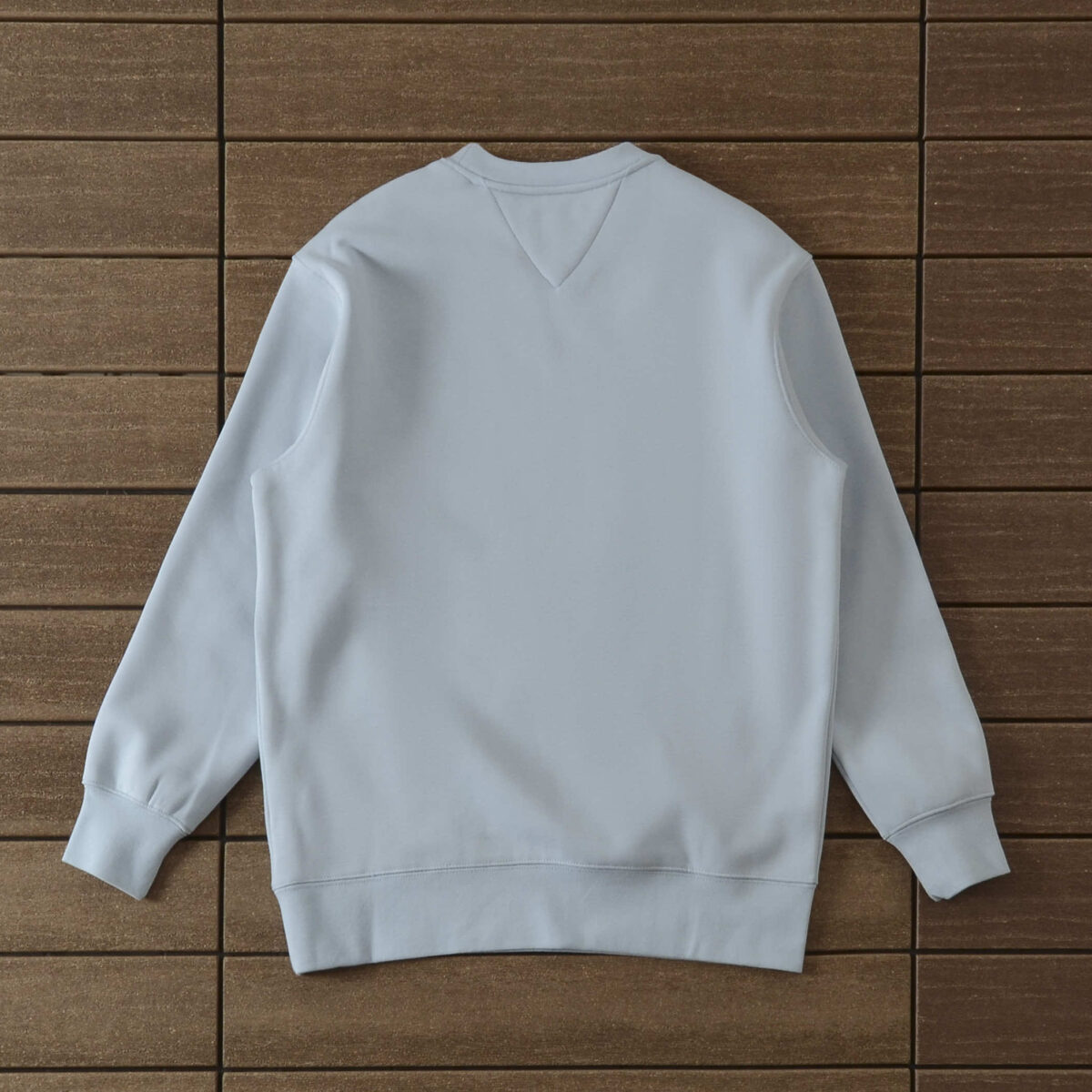Tommy Hilfiger Crewneck - Image 4