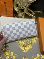 Louis Vuitton Long Wallet Zip Series - Image 7